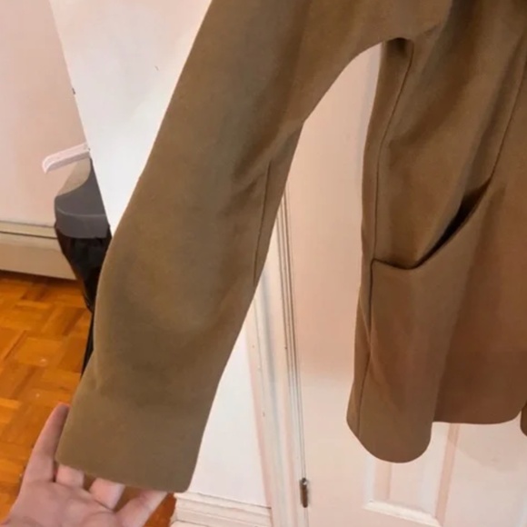 Wilfred Aritzia The Cocoon Coat New - Wool currently still on Aritzia - Picture 7 of 12